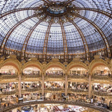 les galeries lafayette haussmann.